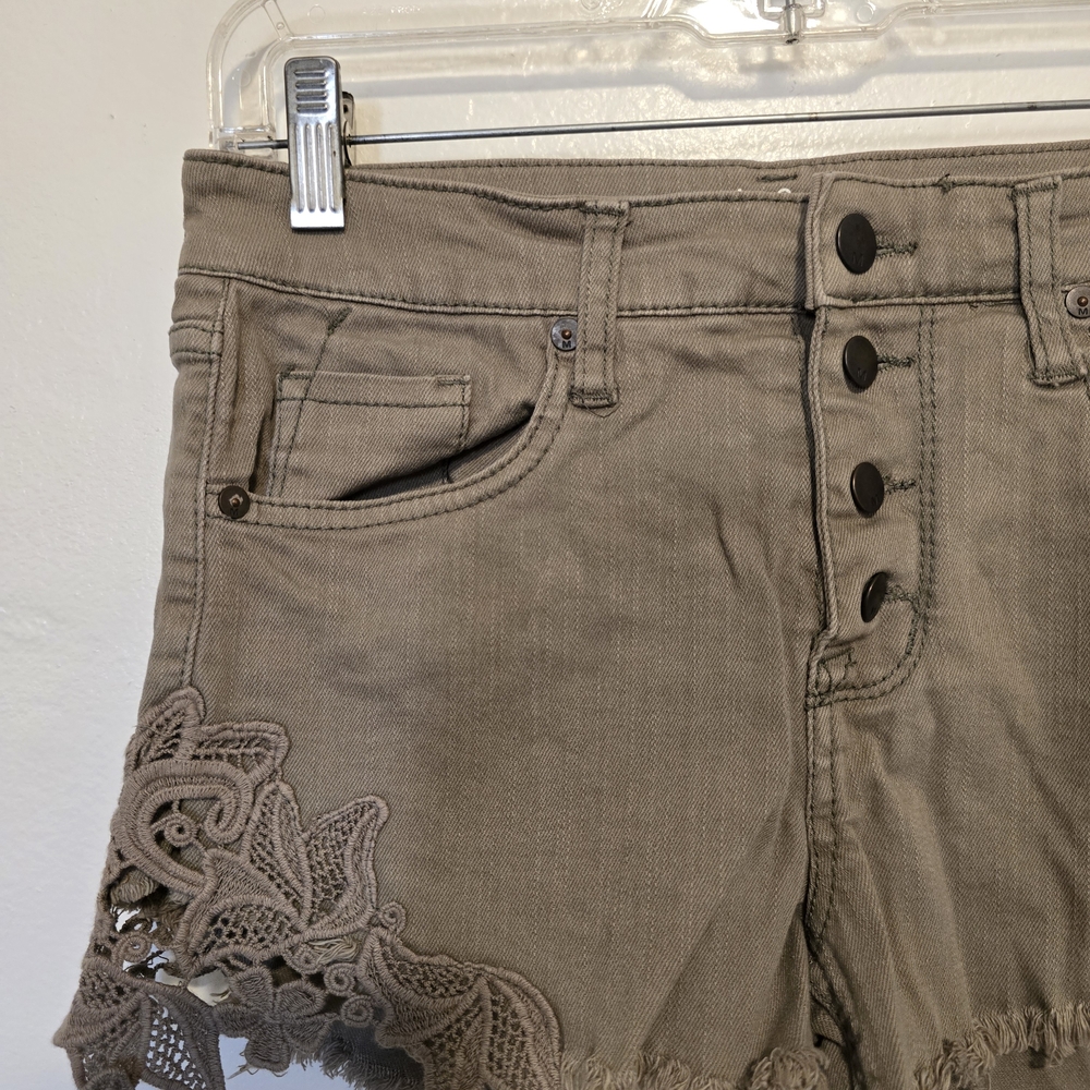 Mossimo - High Rise Shorts - Picture 3 of 9